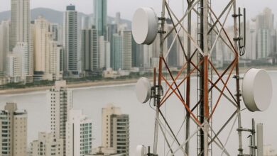 Balneário Camboriú fará novo contrato emergencial após falhas na rede telefônica afetarem saúde e segurança