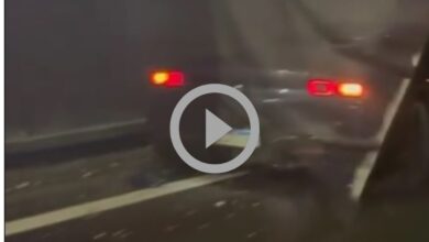 Ferrari de R$ 5 mi bate no Morro do Boi e vira atração