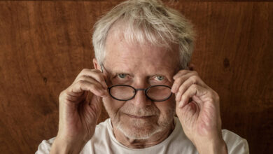 Morre Jean-Claude Bernardet, crítico de cinema, aos 88 - 12/07/2025 - Ilustrada