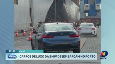 Porto de Itajaí recebe frota de BMWs de luxo em estreia brasileira