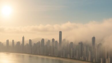 Sol predomina em Balneário Camboriú com nevoeiros durante as madrugadas