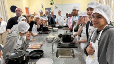 Camboriú lança Tech Chef, projeto pioneiro que une gastronomia e tecnologia na educação pública