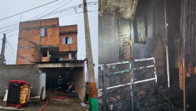 Incêndio consome parte de residência em construção em Camboriú