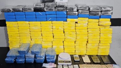 Polícia descobre depósito de drogas com 175 kg de cocaína e 12 kg de crack em Balneário Camboriú