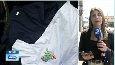 Moradores encontram uniformes escolares no lixo em Itapema