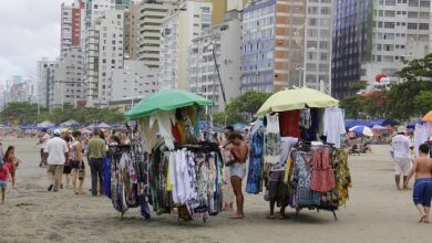 Balneário Camboriú credenciará 457 ambulantes para temporada