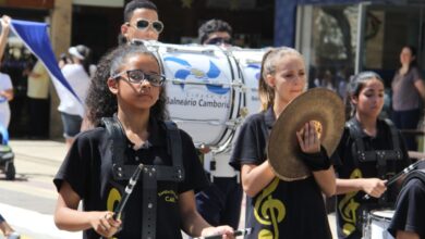Desfiles de 7 de Setembro movimentam Centro e Bairro da Barra em Balneário Camboriú