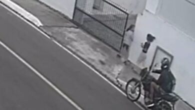 Homem mexe nas partes íntimas e chama por meninas em SC