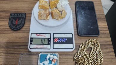 ROMU flagra suspeito com cocaína e 102 g de crack na Rua Dom Henrique
