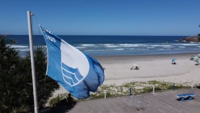 SC lidera selo Bandeira Azul 2025/26 no Brasil; veja praias