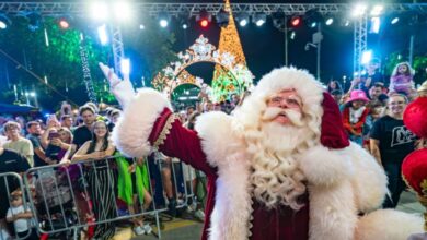 Natal em Balneário Camboriú: multidão vibra com espetáculo