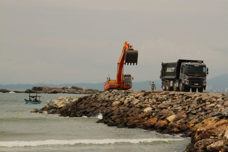 Expansão no molhe deve ficar pronta em maio de 2026.