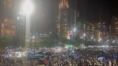 Turistas escolhem Balneário Camboriú para Ano-Novo na praia