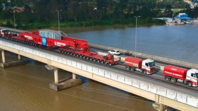 Carga gigante do tamanho de prédio vai travar rodovias de SC