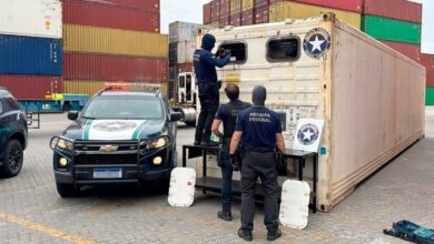 Receita Federal apreende 53 kg de cocaína em Itajaí