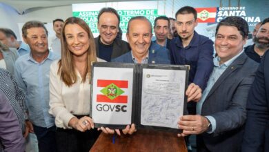 Governo de SC assume Ruth Cardoso e anuncia expansão