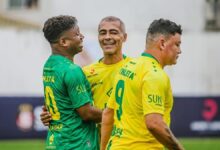 Pelada dos Amigos 2025 terá Romário e ação solidária