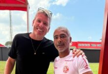 Pelada dos Amigos em Balneário Camboriú terá Romário e entrada solidária com brinquedo