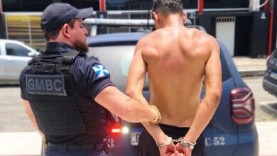 Suspeito é preso com celular roubado após vítima localizar aparelho em Balneário Camboriú