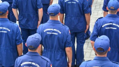 Corpo de Bombeiros de SC abre 630 vagas temporárias com salários acima de R$ 8 mil