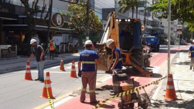 Emasa trabalha para estancar vazamento de esgoto identificado no Pontal Norte