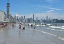 Praia Central tem melhora na balneabilidade, mas Pontal Norte segue com ponto impróprio