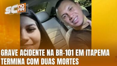 Casal morre em grave acidente de moto na BR-101, em Itapema