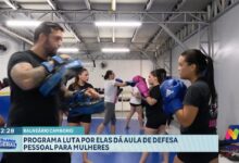 Mulheres aprendem defesa pessoal em Balneário Camboriú,
