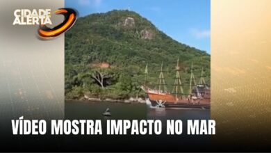 Barco Pirata atinge jetski com casal em Balneário Camboriú
