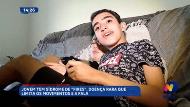 Jovem convive com síndrome FIRES e enfrenta limitações diárias