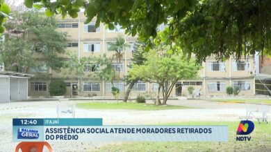 Prédio que cedeu no centro de Itajaí deixa moradores fora de casa