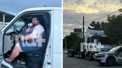 Motorista morre atropelado pelo próprio caminhão após filha soltar freio de mão em Navegantes