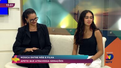 Música entre mãe e filha emociona e fortalece laços familiares