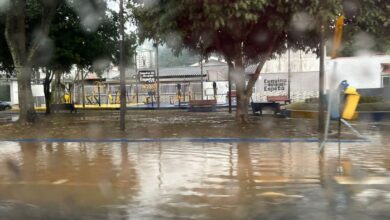 Chuva de 56 mm causa alagamentos em Itajaí