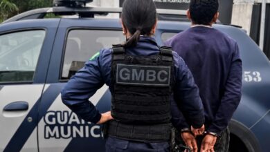 Homem é preso após tentar invadir casa da ex-companheira em Balneário Camboriú