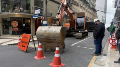 Rua 51 segue interditada por mais 15 dias para obras de macrodrenagem em Balneário Camboriú